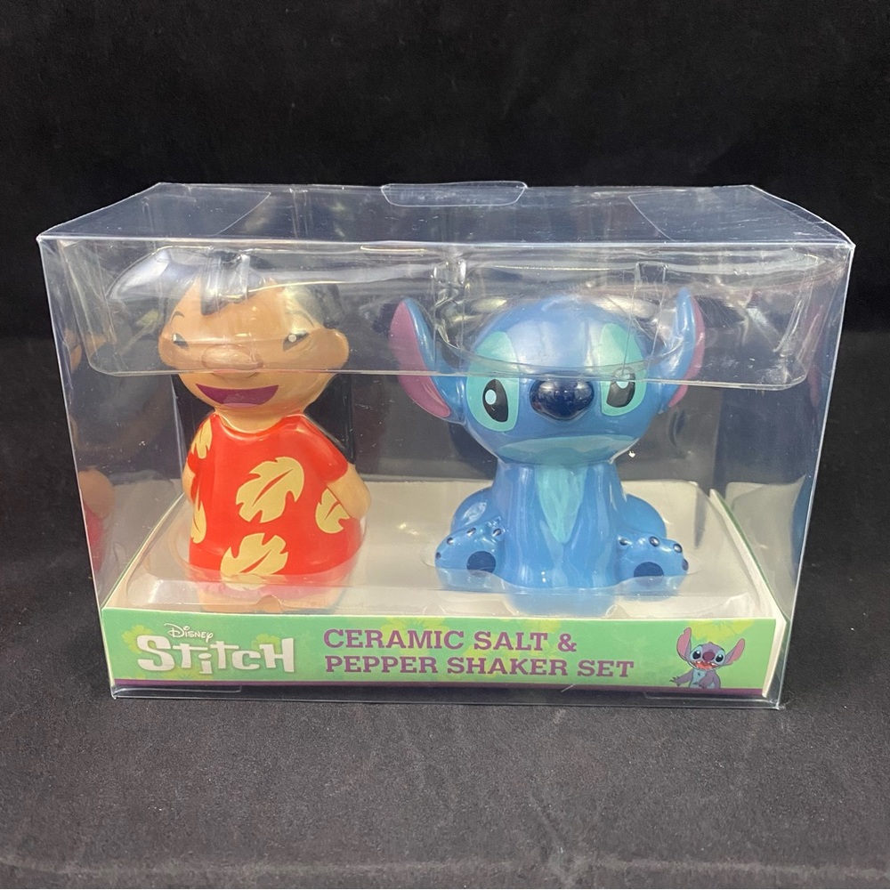 Disney Stitch and Lilo Salt & Pepper Shaker Set NIB